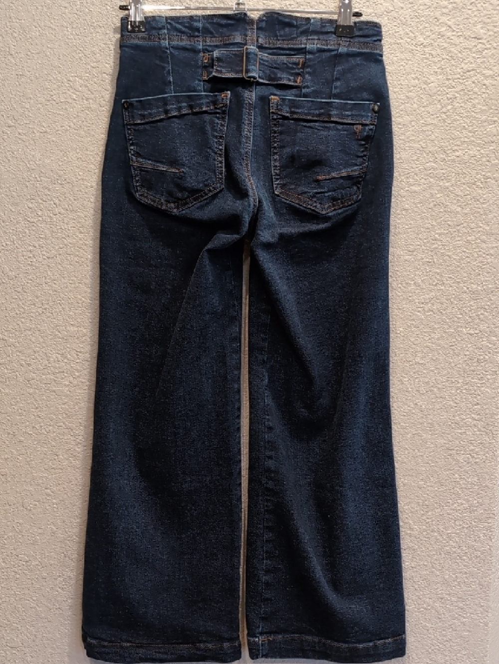Pilcro Indigo High-Rise Wide Leg Jeans - Picture 4 of 6
